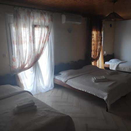 Angela - Zoi Rooms Skiathos Town Phòng bức ảnh