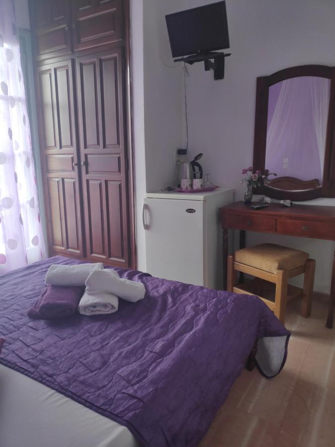 Angela - Zoi Rooms Skiathos Town Ngoại thất bức ảnh