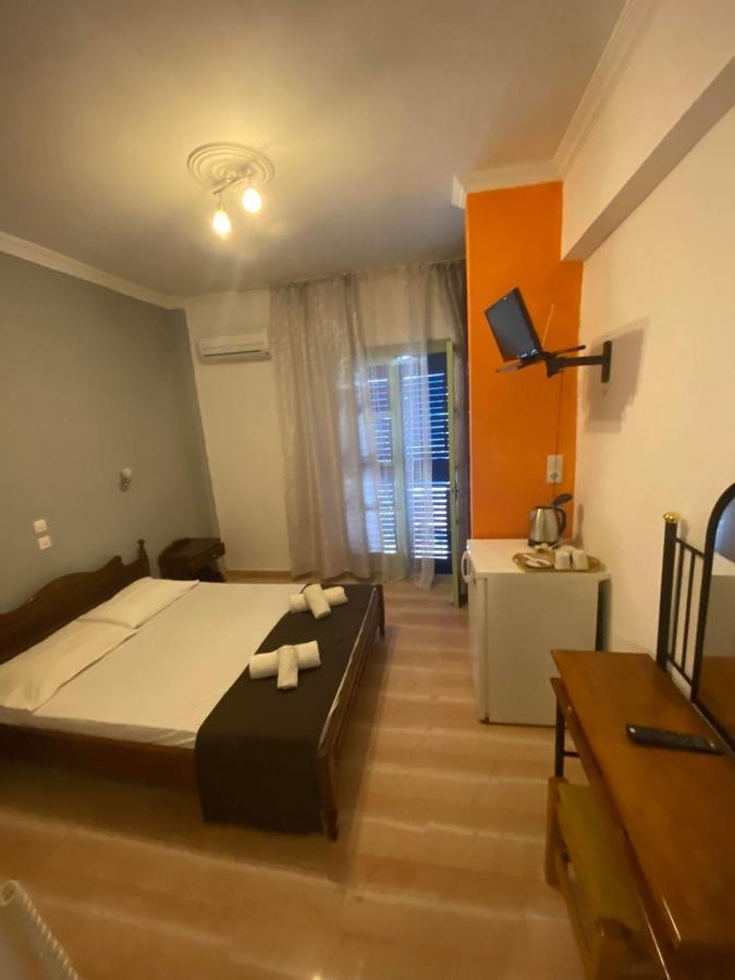 Angela - Zoi Rooms Skiathos Town Ngoại thất bức ảnh